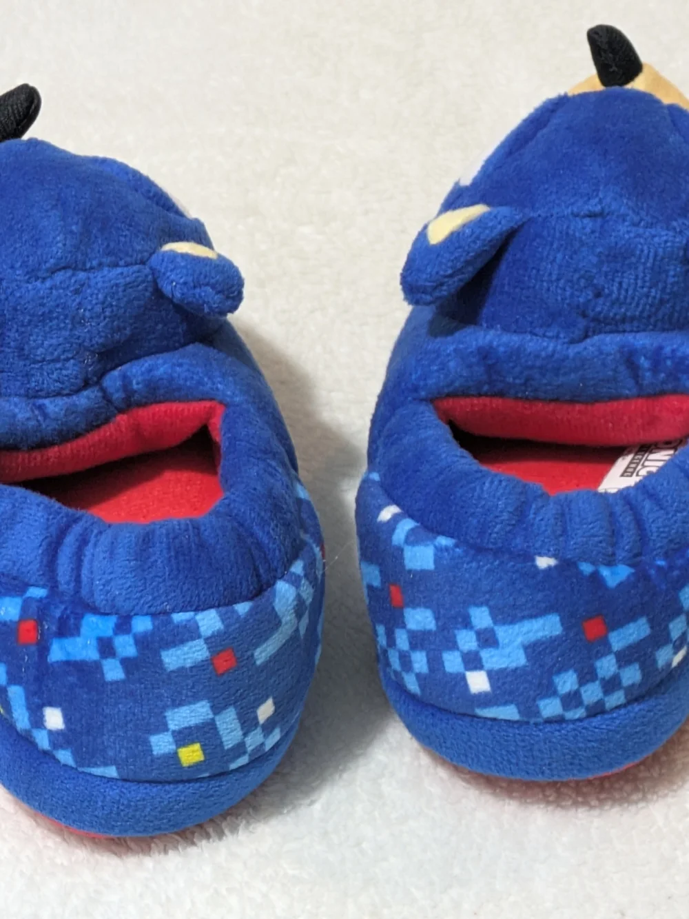 Sonic the Hedgehog Toddler Plush 3D Character Slippers - Size 5/6